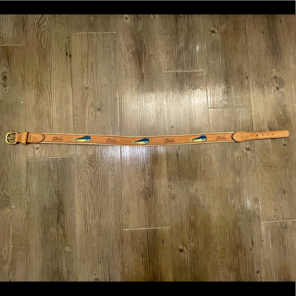 Mahi embroidered belt